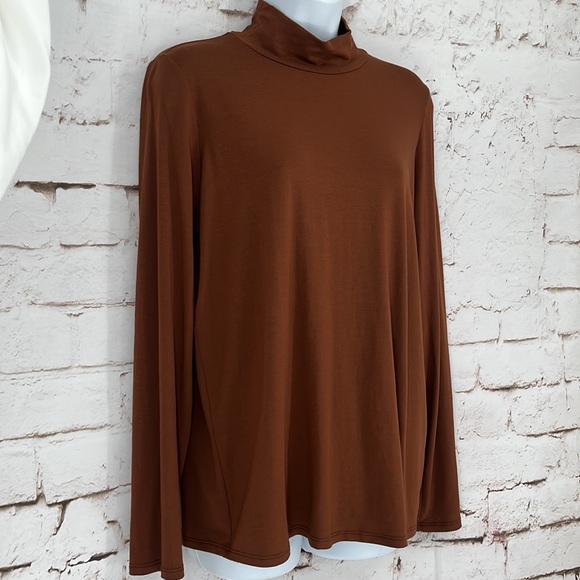 Eileen Fisher Scrunch Neck Top, Size M - Picture 3 of 6